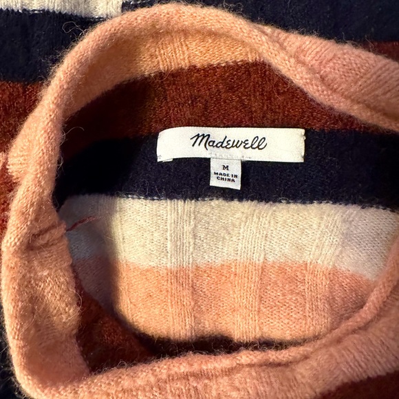 Madewell warm and cozy striped sweater. Size Medium. - Picture 5 of 6